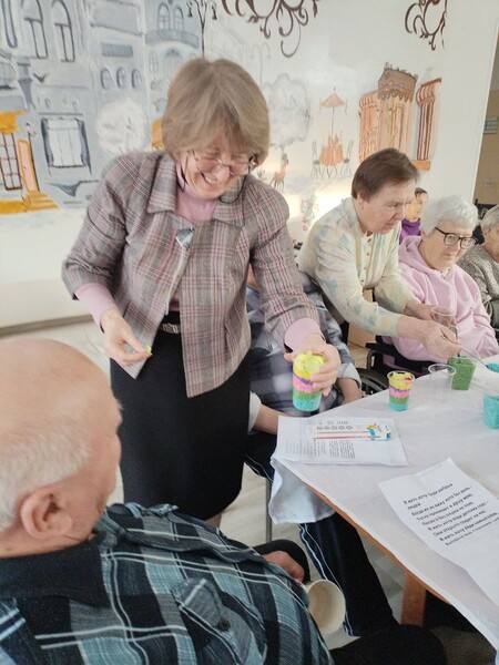«И взрослым надо верить в чудеса»